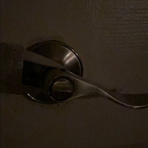 Meet your Posher, Dennis